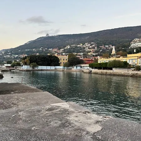 Апартаменты Amedeo's Sea House *