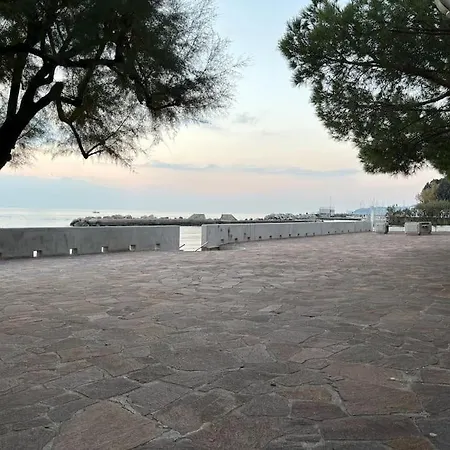 Apartamento Amedeo's Sea House *