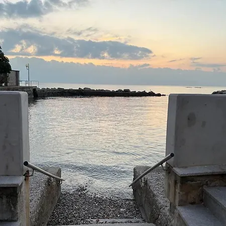 Amedeo's Sea House