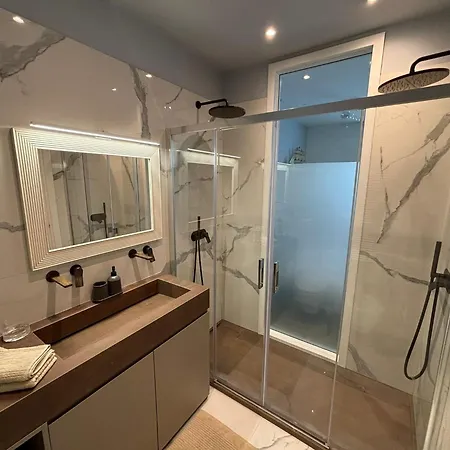 Amedeo's Sea House Apartamento *